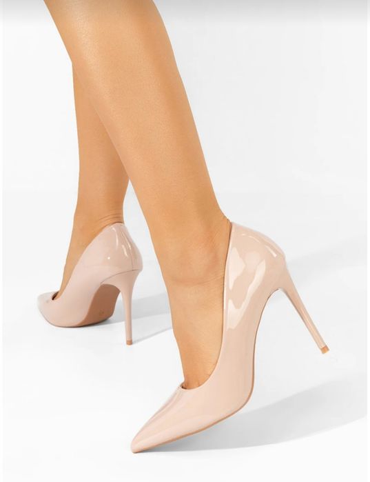 Pantofi Stiletto Nude, marime 40
Produs nou, la cutie. 
Pret: 100 lei.