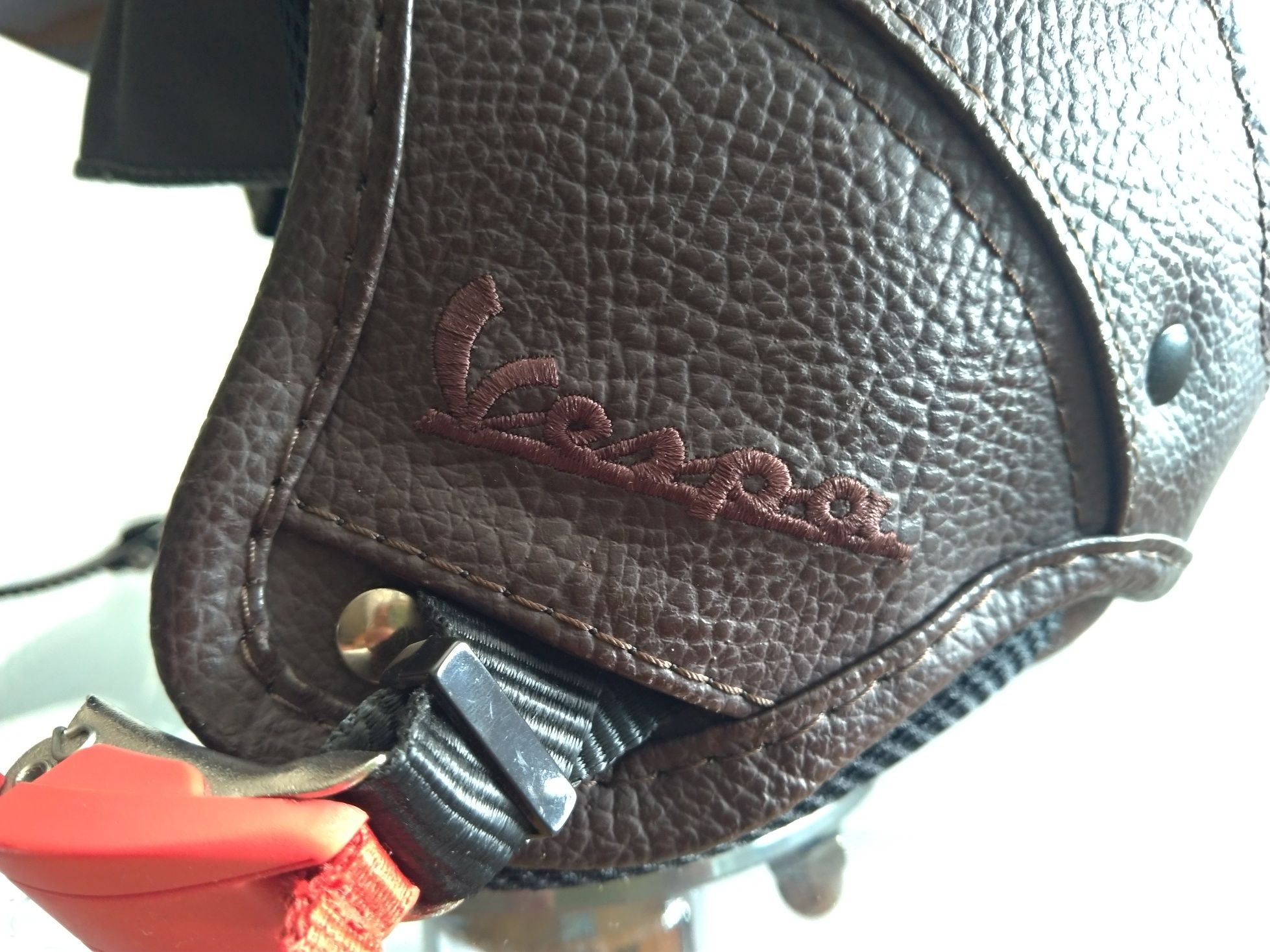 Vespa каска Веспа