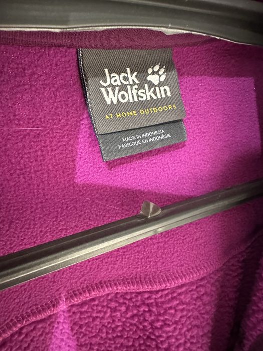 Флиска в размере М Jack Wolfskin
