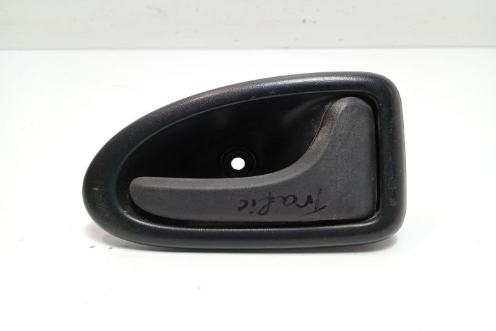 Maner  interior usa 8200028995 Opel Vivaro  seria