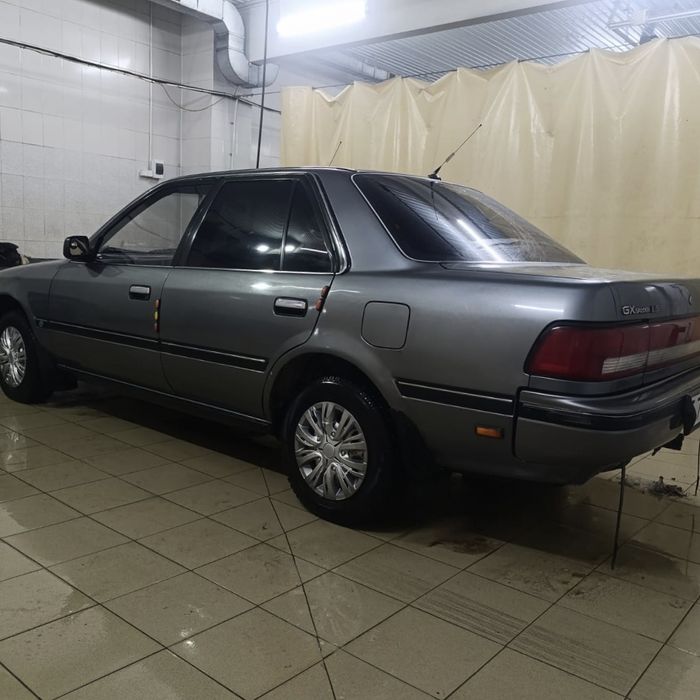 Продам машину Тойота Корона