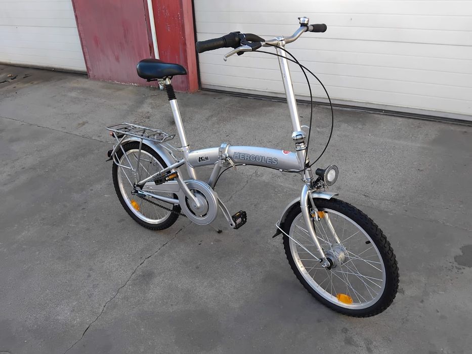 Vând bicicleta pliabila din aluminiu