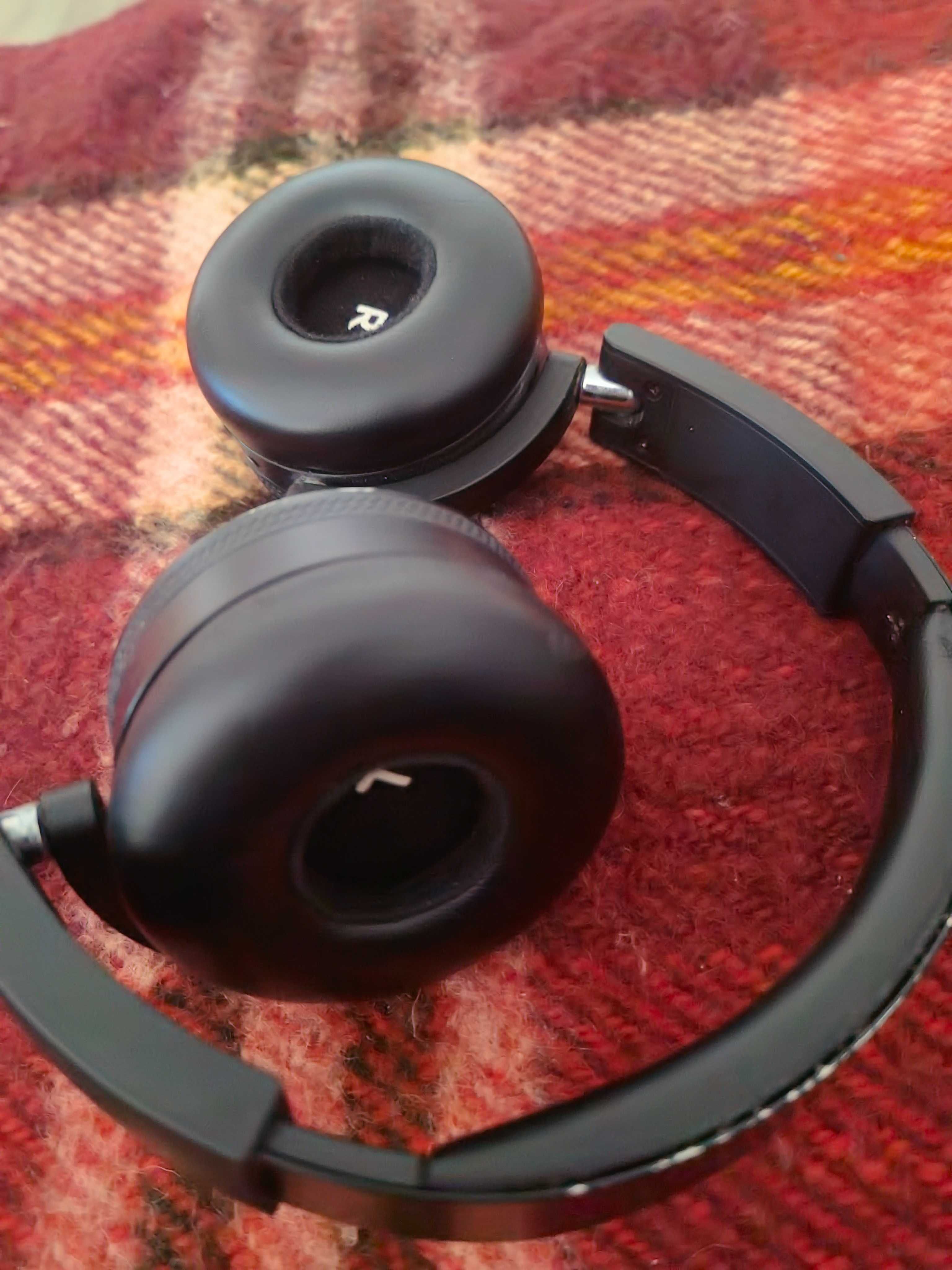 Слушалки AKG Y50