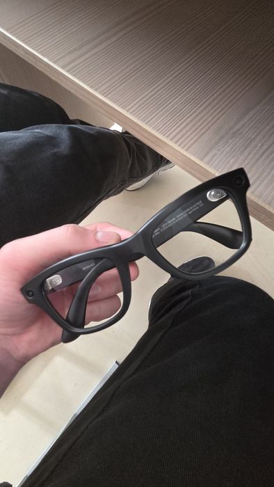 RRAY-BAN | META WAYFARER Frame: Matte Black Lenses: Clear / Graphite G