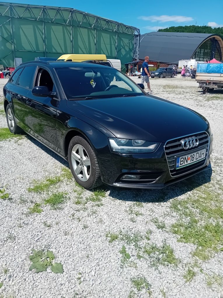 Audi A4 B8.5 An 2013 2.0 tdi euro 5 cod motor cjc.
Înmatriculat ro de
