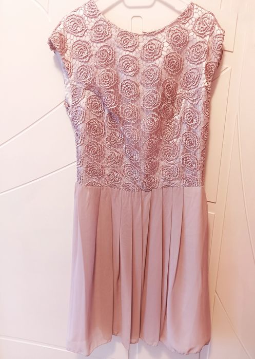 Rochie Bej pentru evenimente