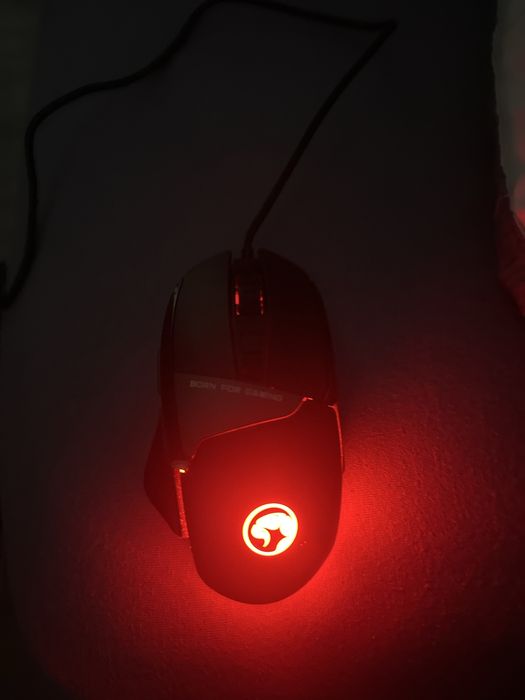 Vând mouse scorpion nou folosit doar de 3 ori la Roblox