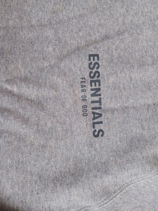 Essentials Fear of God  hoodie чисто ново!!