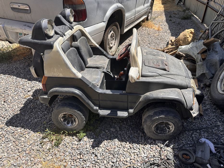 Машинка детская электропривод