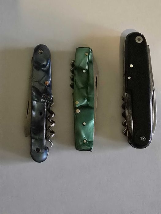 Продавам ками и сгъваеми ножки.