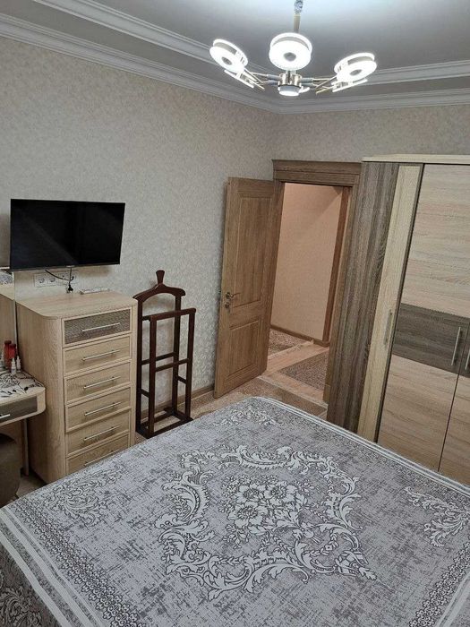 Просторная 4-комнатная квартира с евроремонтом в Карасу-2!