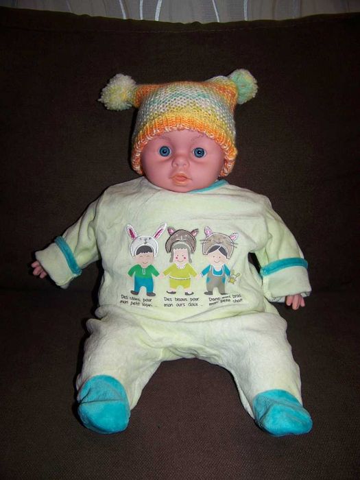 Papusa si cu hainute/jucarii/