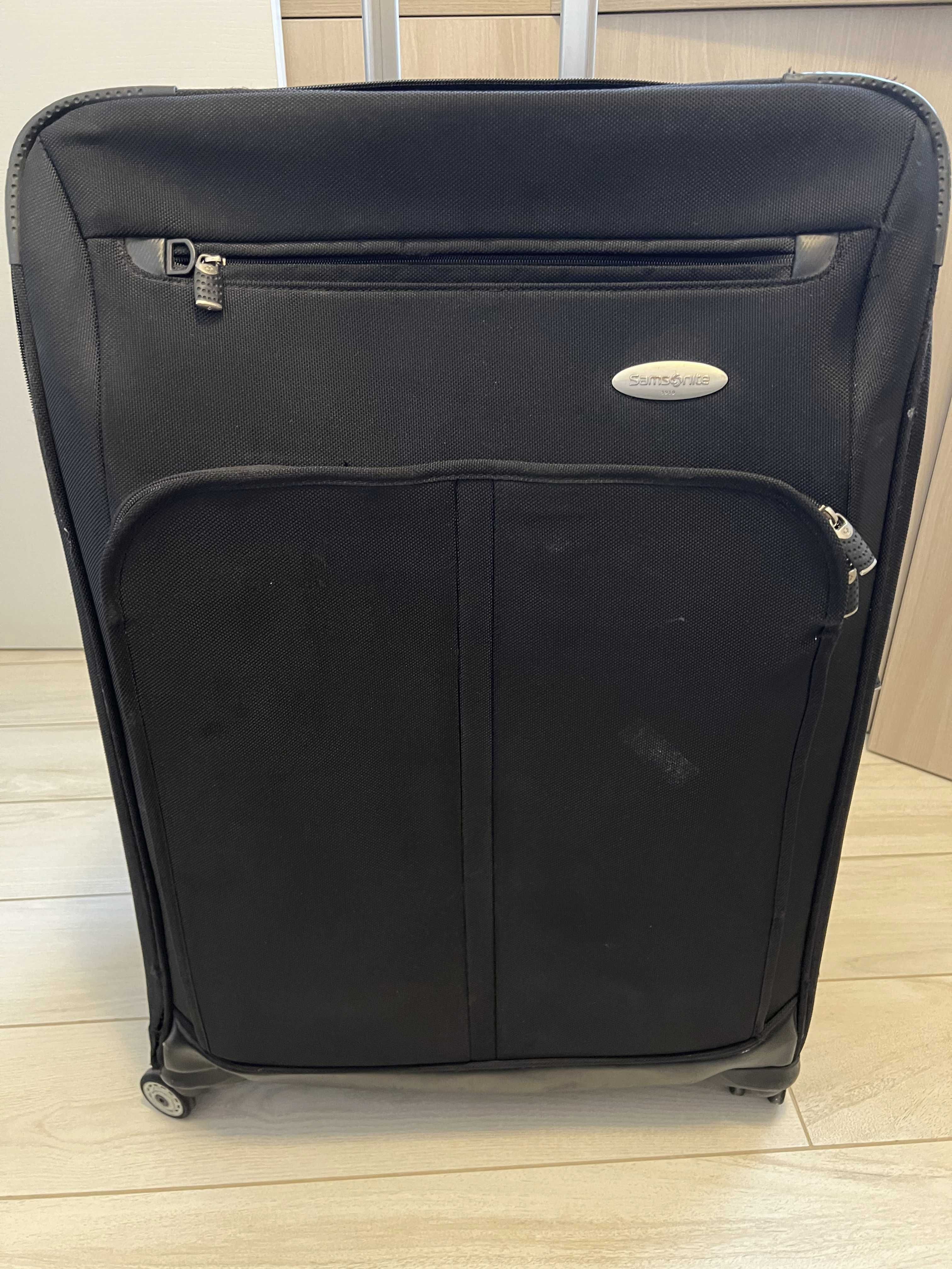 Куфар Samsonite, голям, ползван, колелцата работят префектно