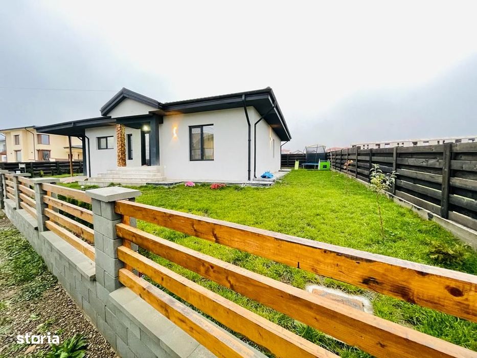 Casa cu Garaj 3 Cam 1 Birou Mobilata Utilata Complet