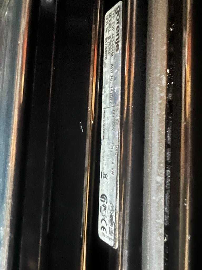 Фурна за вграждане Gorenje, модел В7575