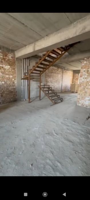 Сергели 1 . Дуплекс 6/7  200 квадрат Кирпич