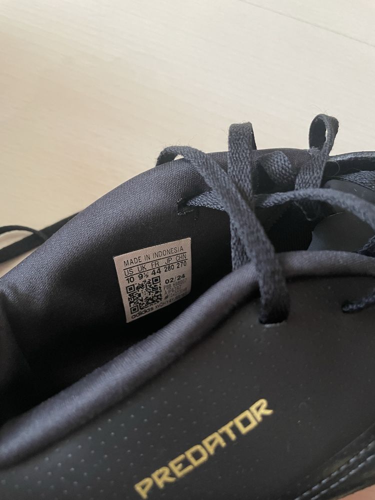 Футболни обувки Adidas Predator  размер 44