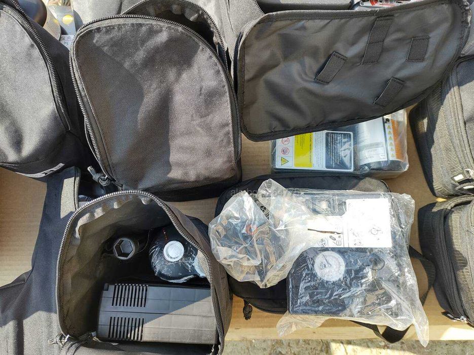 Мобилен Компресор Авариен Комплект с Пяна за Гуми Авто компресор