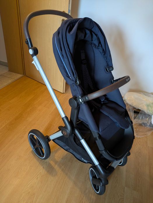 Carucior Cybex EOS LUX albastru inchis + extras