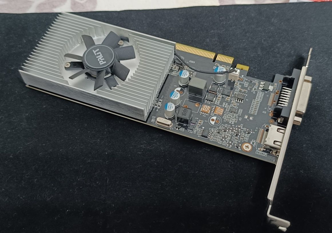 Видеокарта GT 1030 2gb DDR5