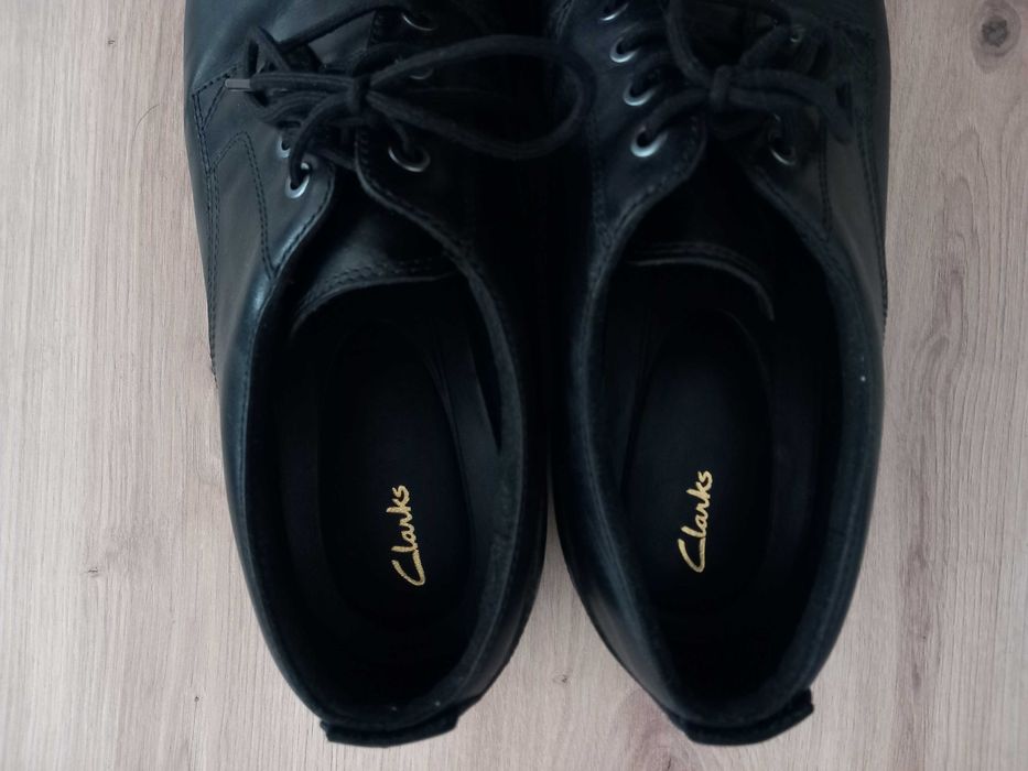 Мъжки обувки Clarks - Eстествена кожа