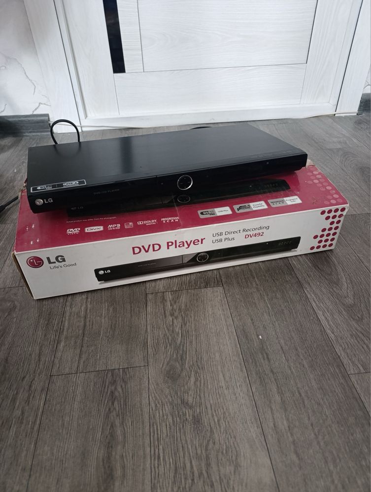 DVD LG в отличном состоянии