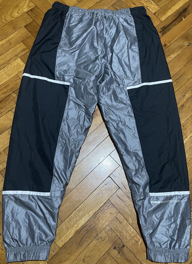 Оригинално мъжко спортно долнище за тичане NIKE SPORTSWEAR размер М