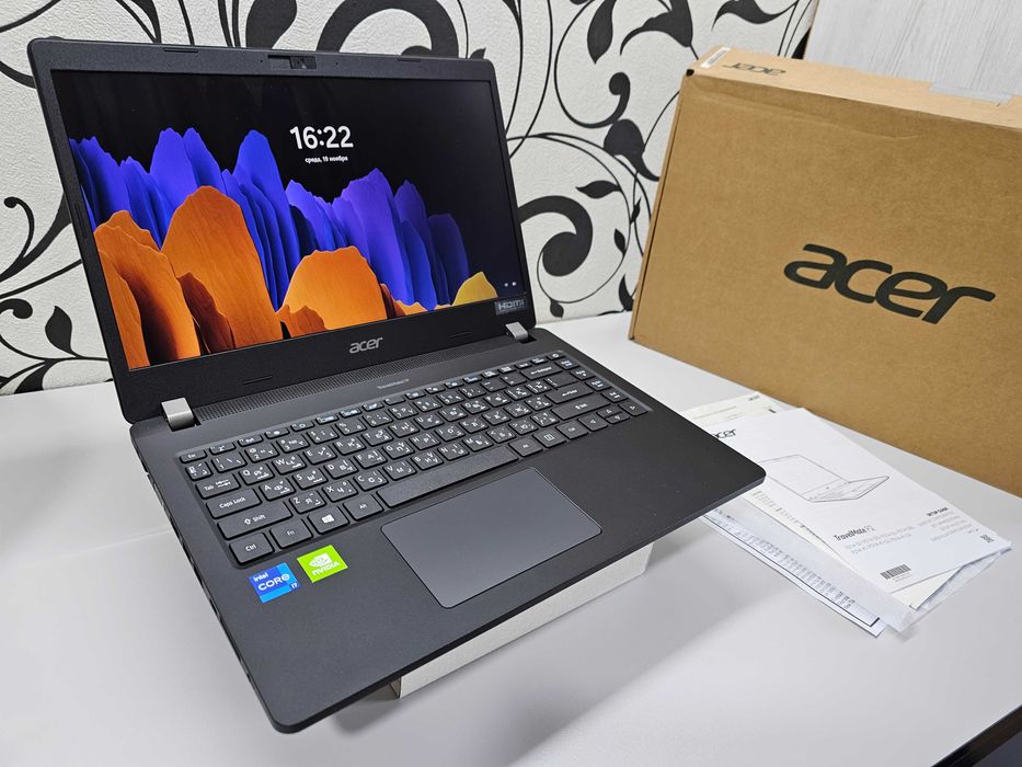 ПРОДАМ ACER TravelMate P2 Игровой Ноутбук Core™ i7-1165G7 и GF-MX330.