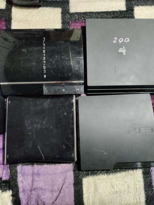 Vând Consola PS4 pro