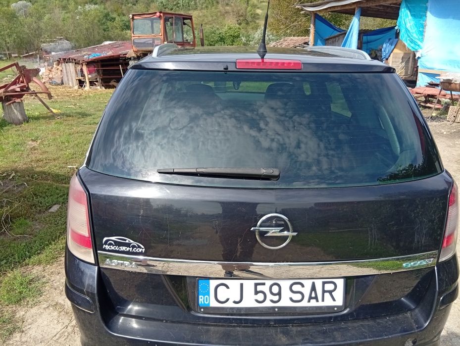 Vând Opel Astra H