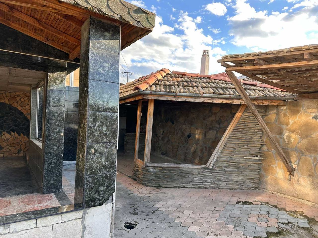 Продава се Къща в Търговище, Вароша - 145 кв.м за 380 €/кв.м - Снимка #19