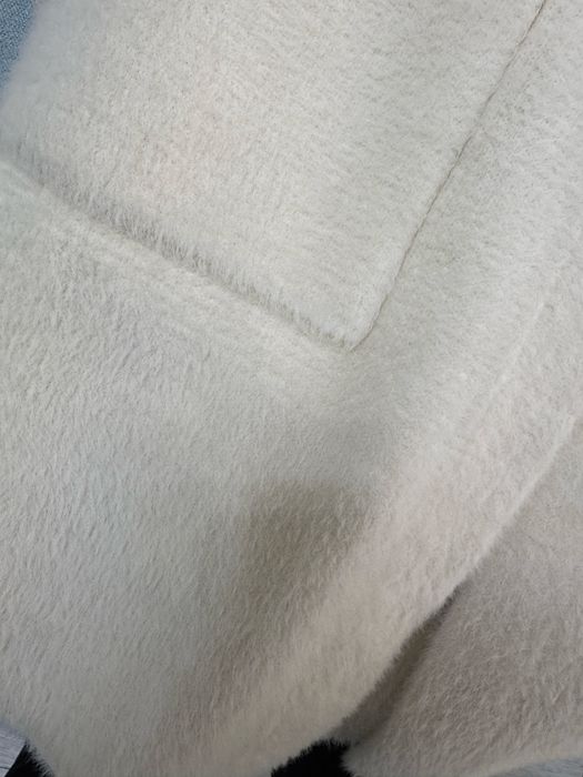 Продается пальто