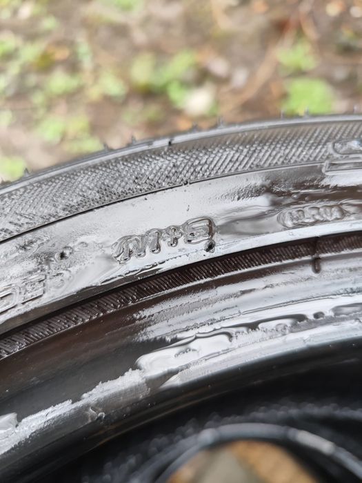 Anvelope M+S 225 45 18 sau 255 45 18