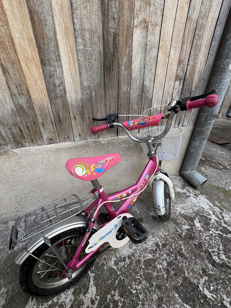 Bicicleta pentru fete