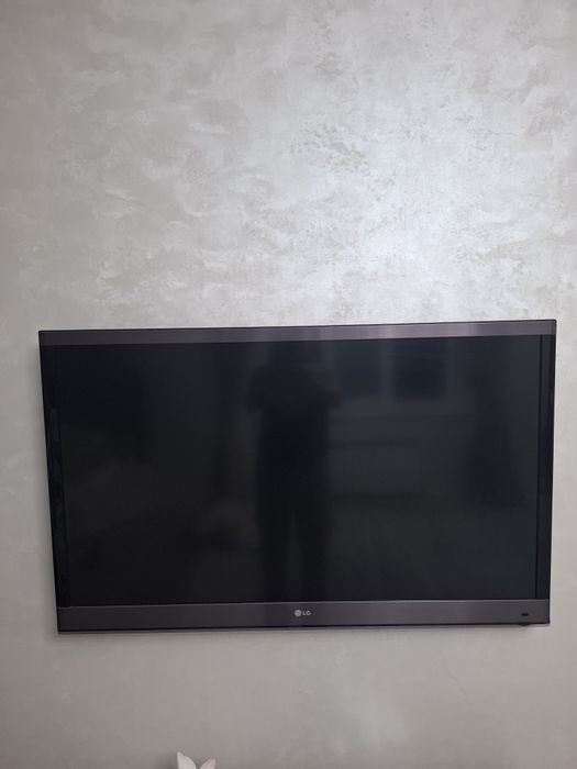 Телевизор LG в отличном состоянии