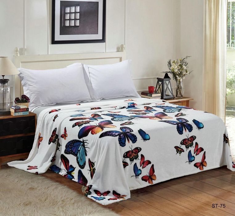 Плед Велсофт 1,5 
Состав: 100% Микрополиэстер
Сделано в России
Цена 95