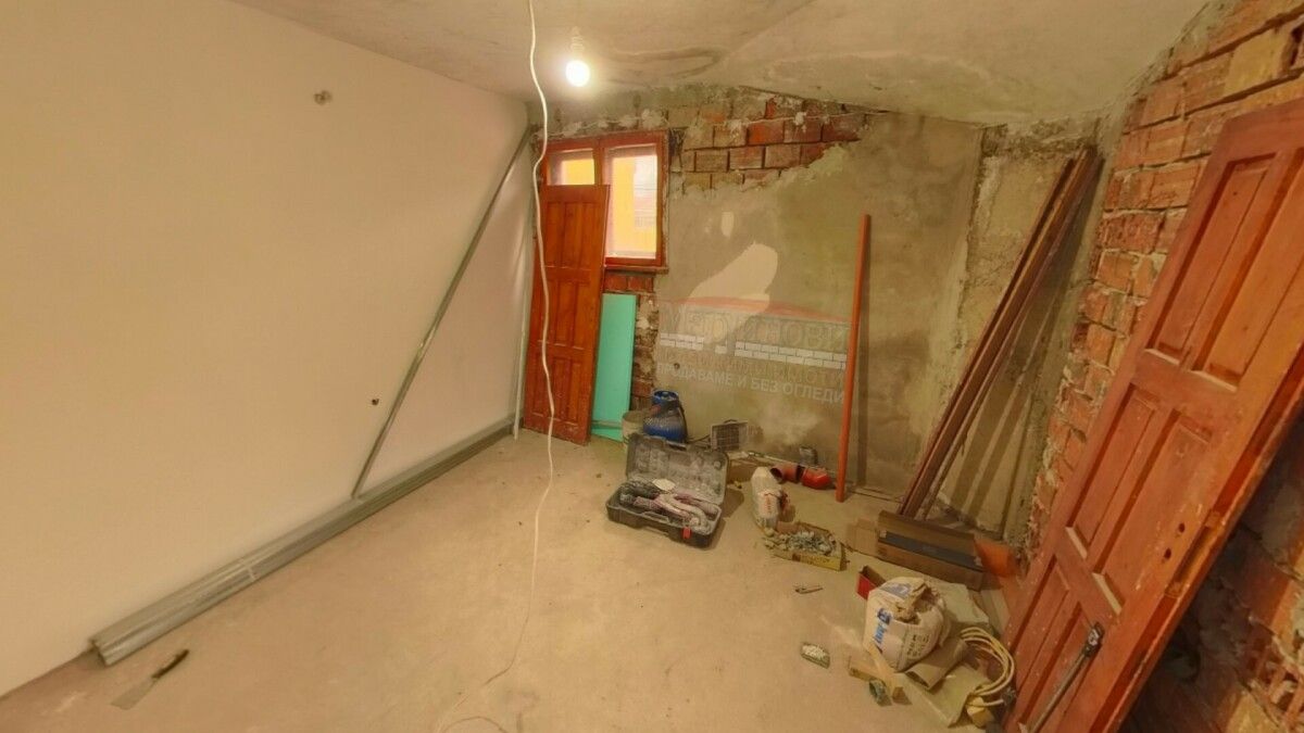 Продава се Къща в Монтана, Идеален център - 120 кв.м за 1063 €/кв.м - Снимка #7
