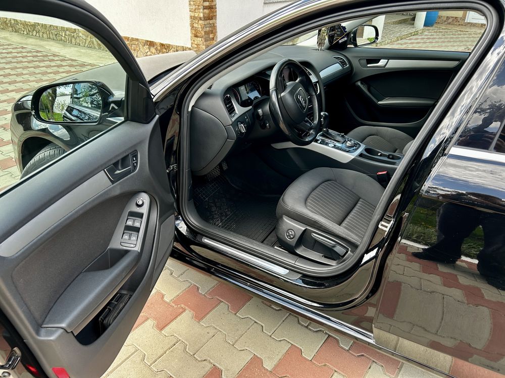 Audi A4 B8. 2010 2.0TDI
