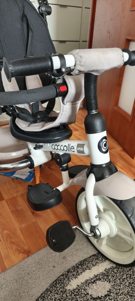 Vând tricicleta Coccolle Urbio aproape noua
