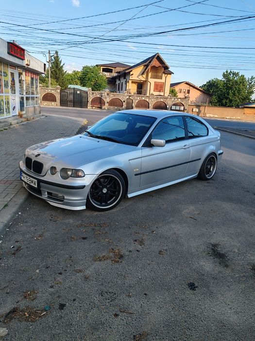 Vând BMW compact