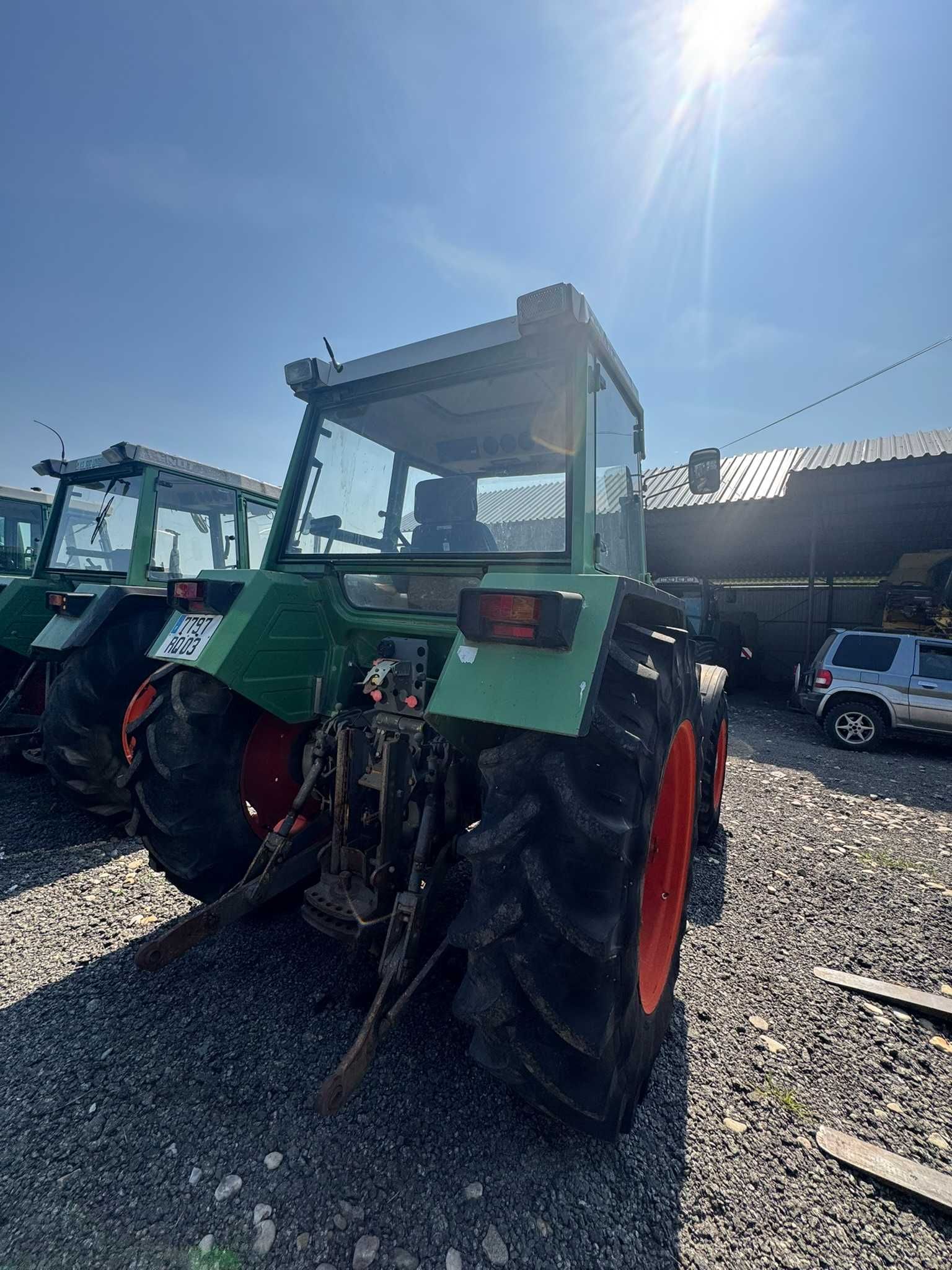 Tractor Fendt 305 LSA