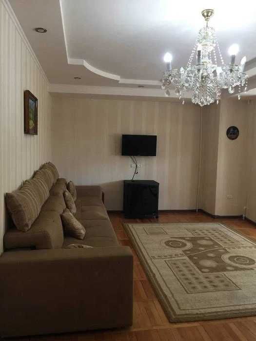 СРОЧНОЕ Сдаётся кв Туран станция метро 2/2/9 ро-н Сергели-2 !!