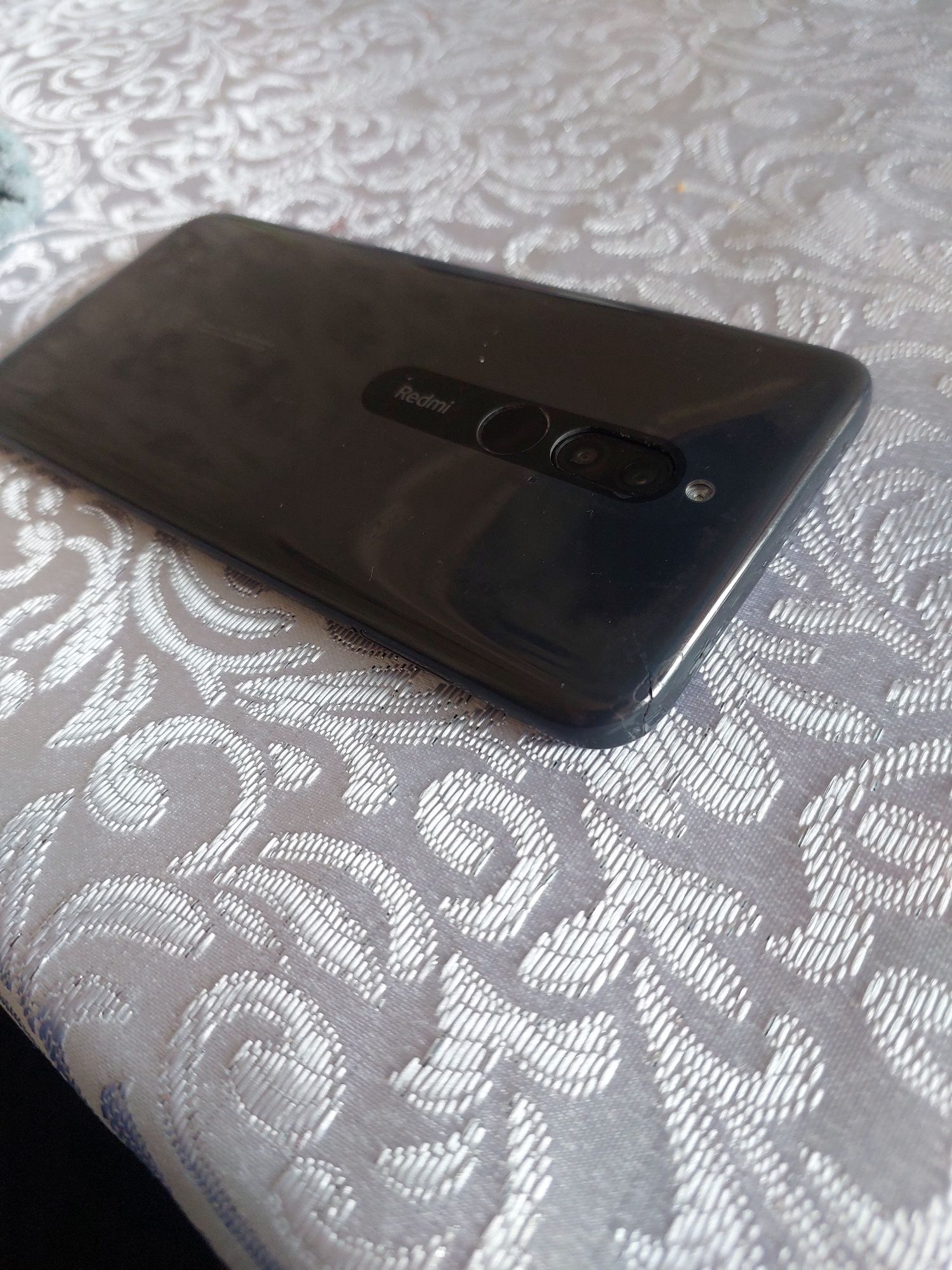 Redmi 8 sotiladi sroshni