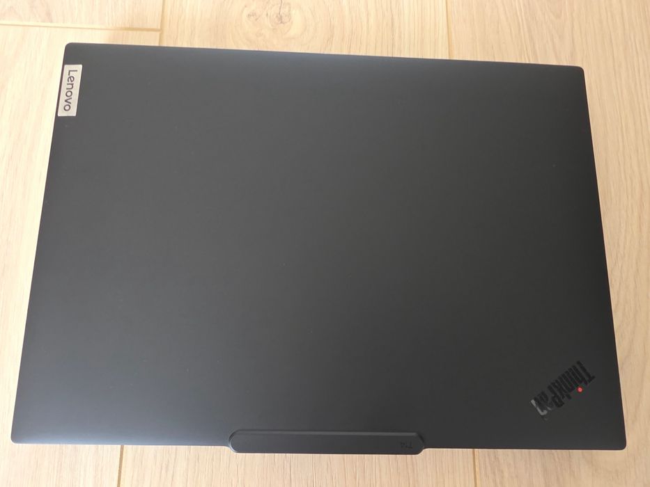 Lenovo Thinkpad T14 Gen 5 i7 32GB Ram 1024GB Nvme Win 11 Pro