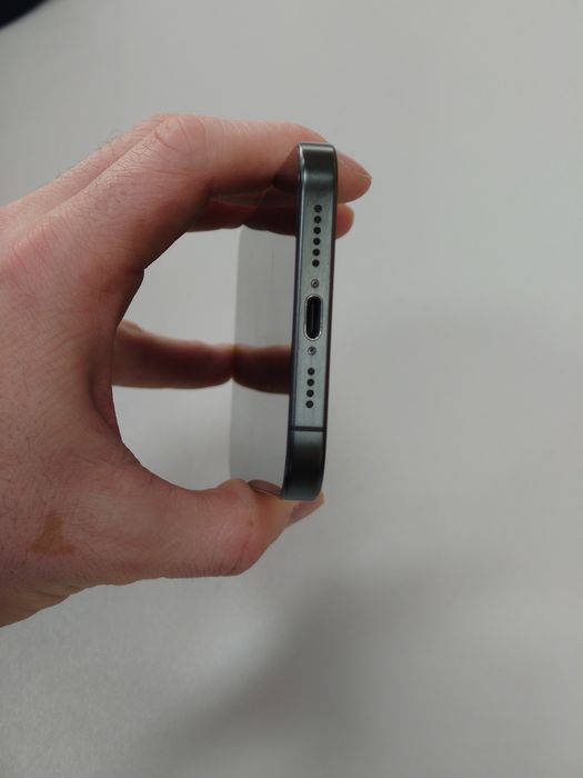 Iphone 15 pro Max 85% Акумлятор