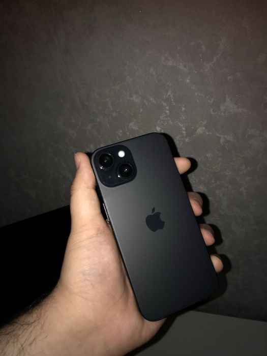 iPhone 15 • 128GB • Всё работает идеально