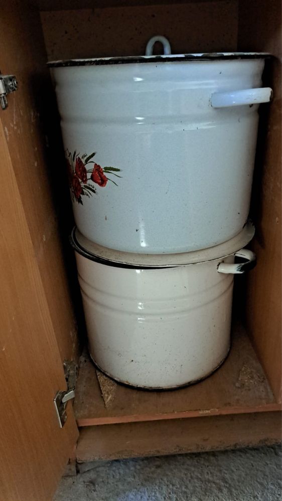 Кастрол 2 штук