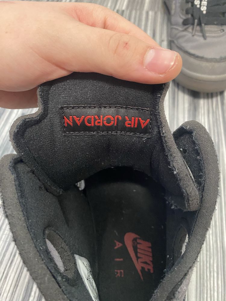 Jordan 5 Off White