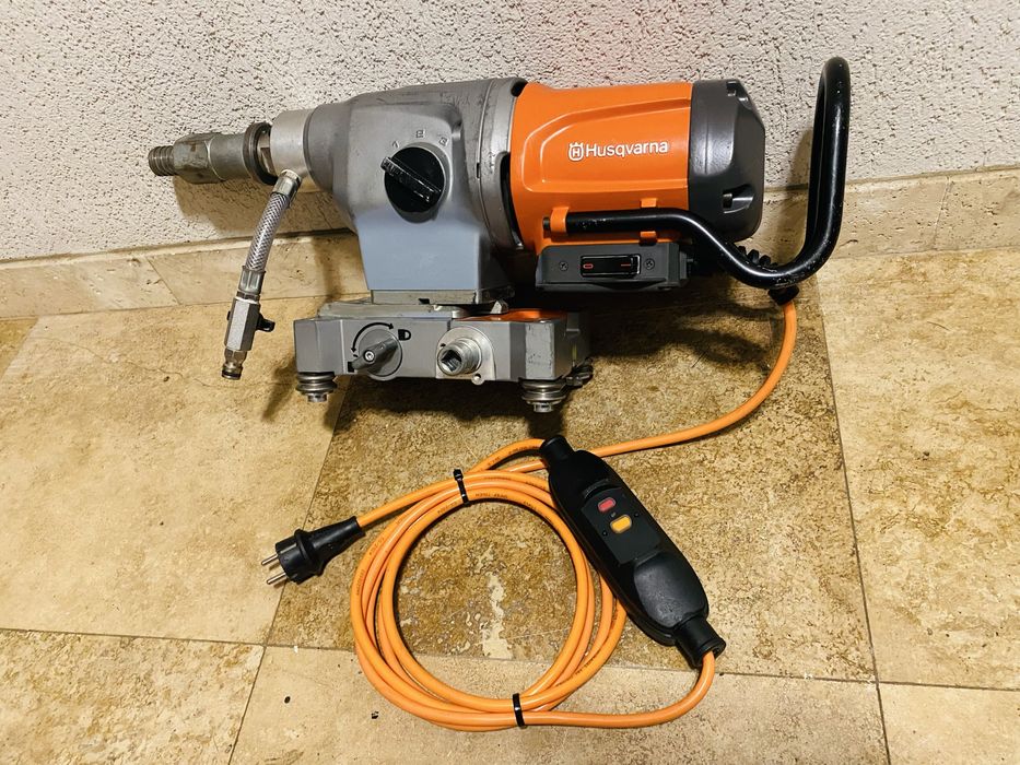 Husqvarna masina de carotat DM 370