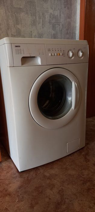 Продается стиральная машинка